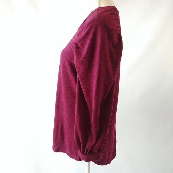 ✨3 for $30✨ Soft Ruched Shoulder Sweater NWOT - Picture 4 of 9